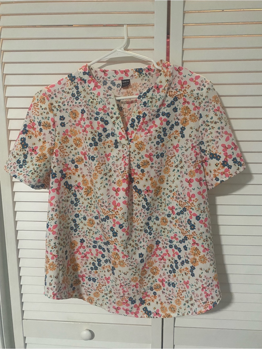 Shein split-Neck Floral Short Sleeve Blouse - White with Pink, Blue & Yellow lg